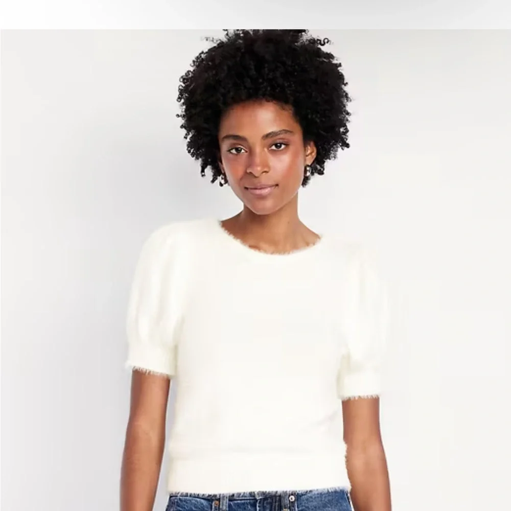 Black Short Puffed Sleeve Sweater - Picture 2 of 4